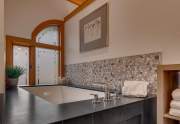 3096-Mountain-Links-Way-large-023-014-Bathroom-1500x1000-72dpi