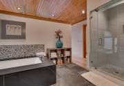 3096-Mountain-Links-Way-large-024-035-Bathroom-1500x1000-72dpi