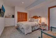 3096-Mountain-Links-Way-large-032-037-Bedroom-1500x1000-72dpi